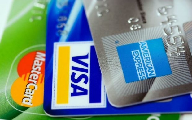 Différence entre Visa et MasterCard : quelle entreprise choisir pour sa carte bancaire ?